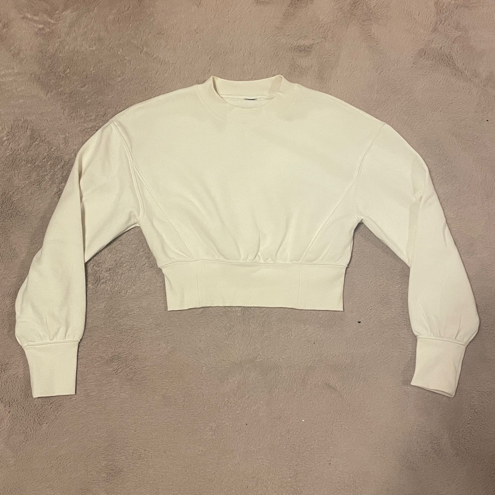 Wild Fable Cream Crew Neck Sweater